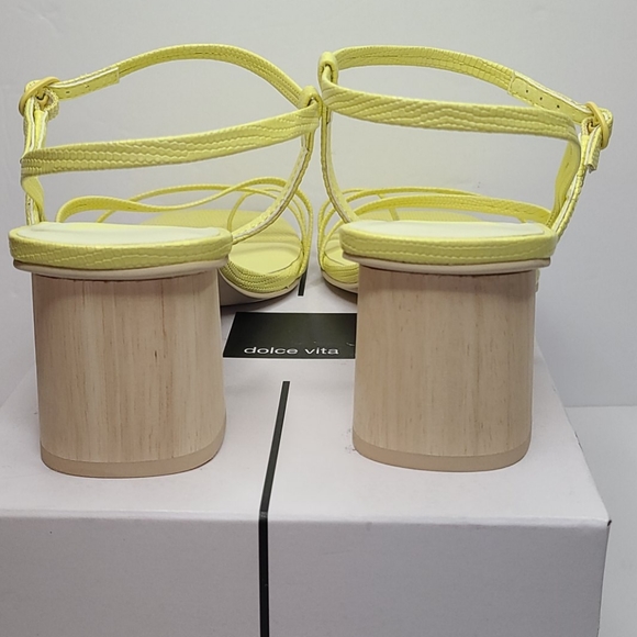 Dolce Vita Embossed Leather Dress Sandals - Picture 7 of 8